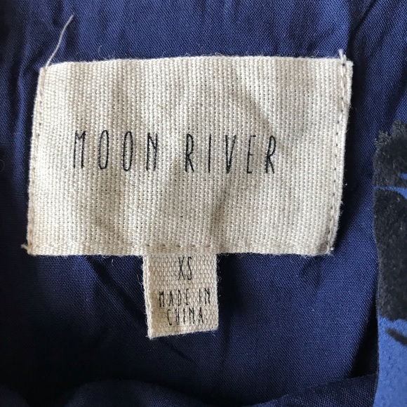 Moon River Black and Navy Dress - Picture 4 of 4